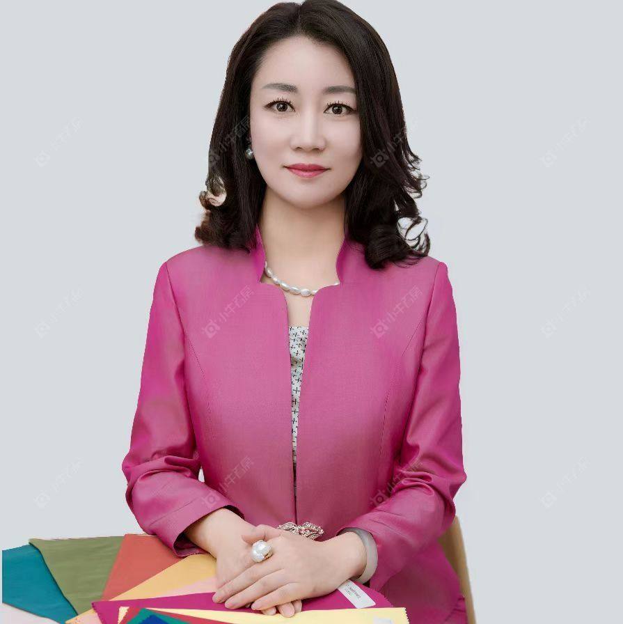 二手经纪人郑贺馨