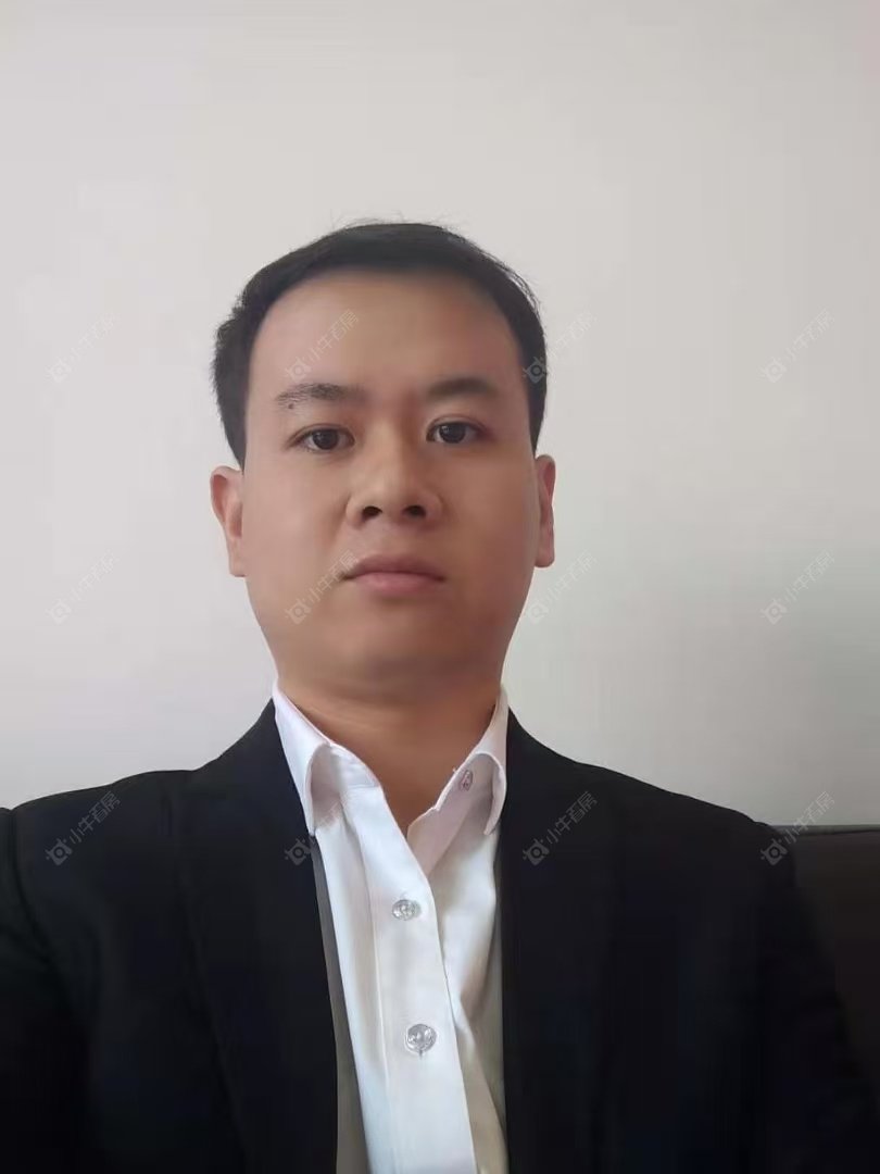 二手经纪人郁佳伟