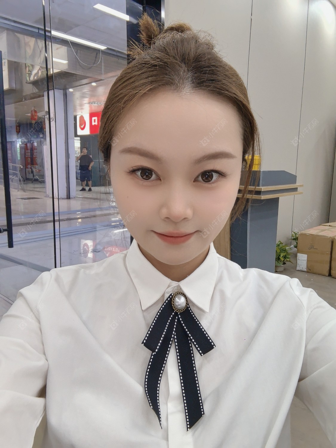 二手经纪人李明珠