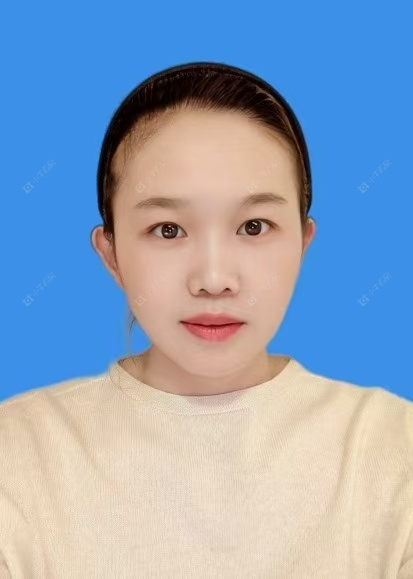 楼盘经纪人邹春艳