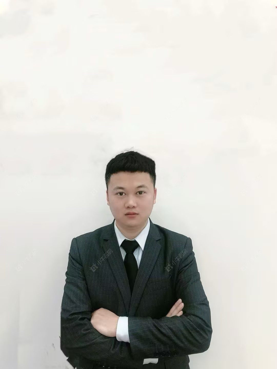 二手经纪人沈成业