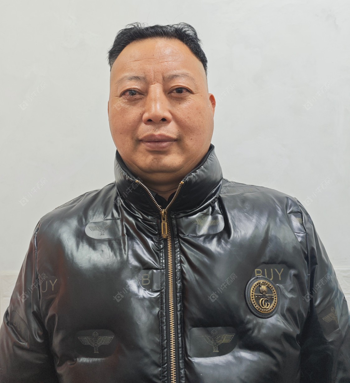 租房经纪人梅从林