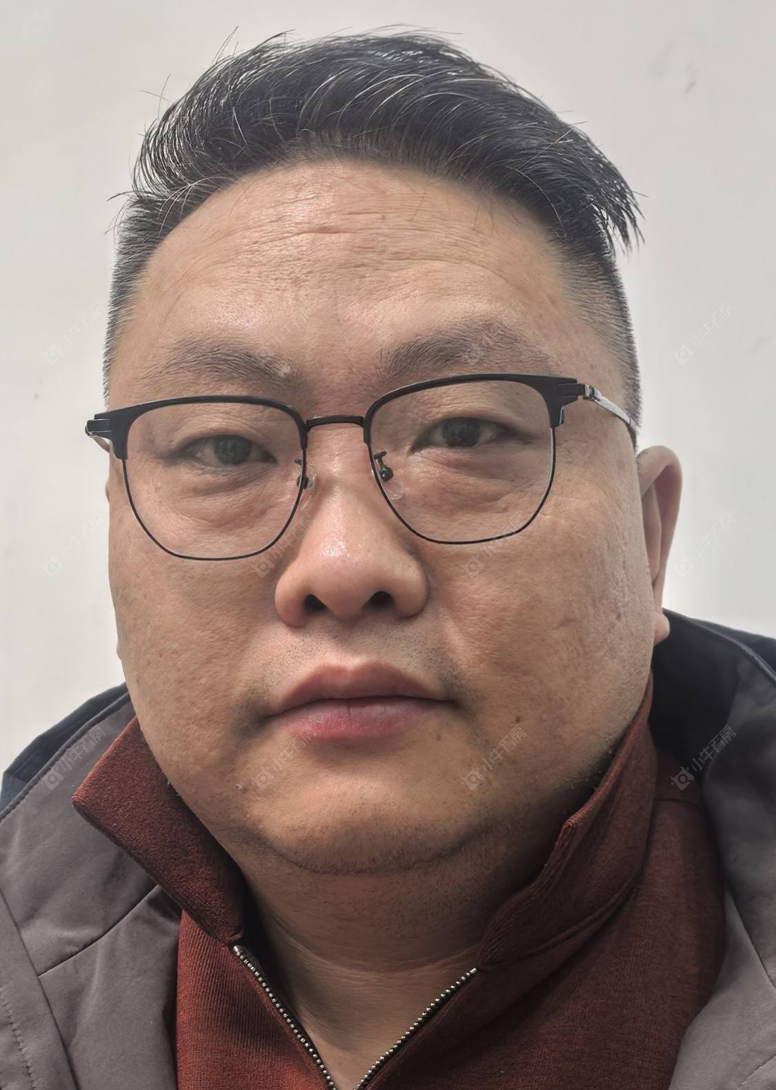 二手经纪人祖国平