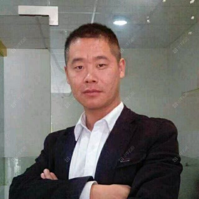 租房经纪人朱毅