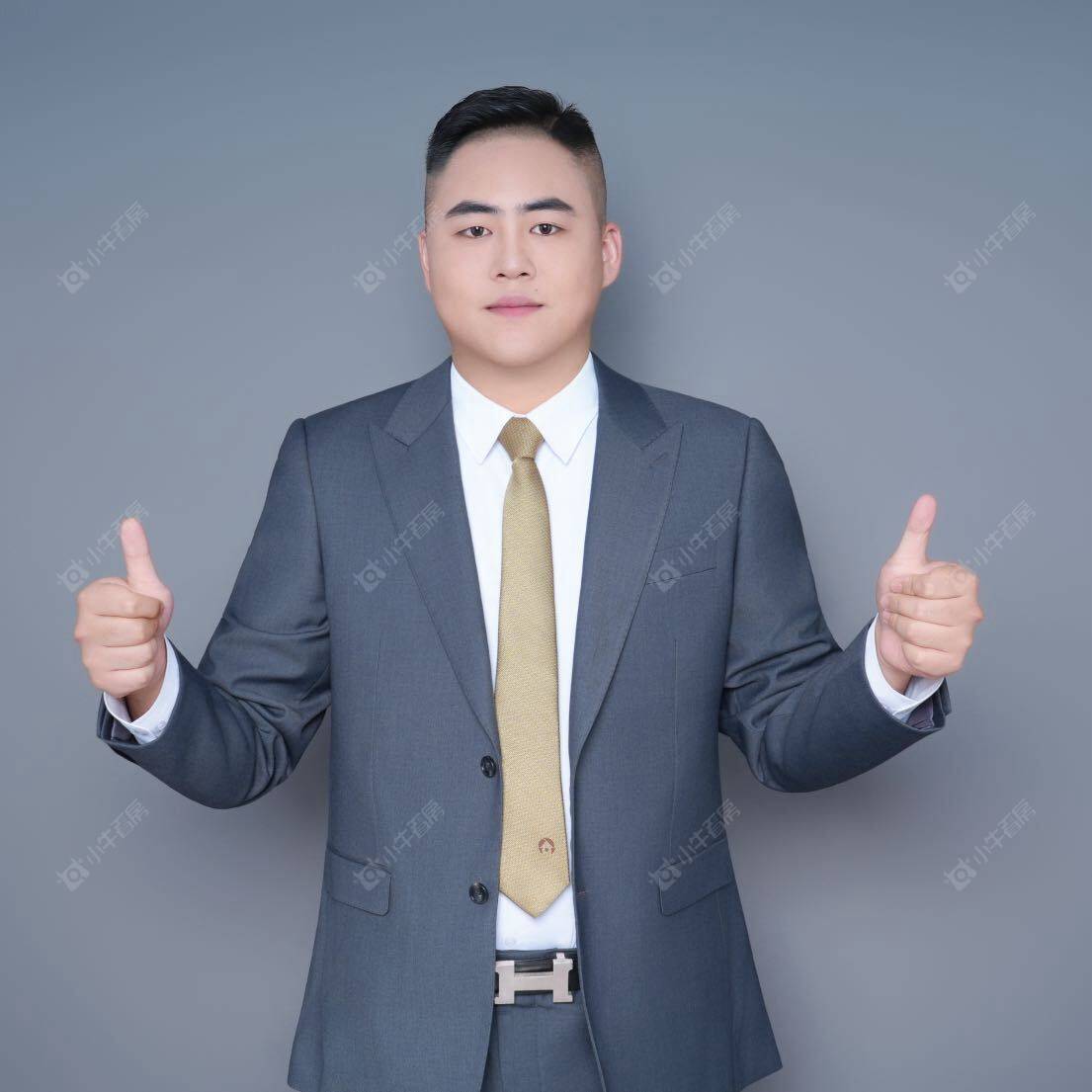 二手经纪人李庆