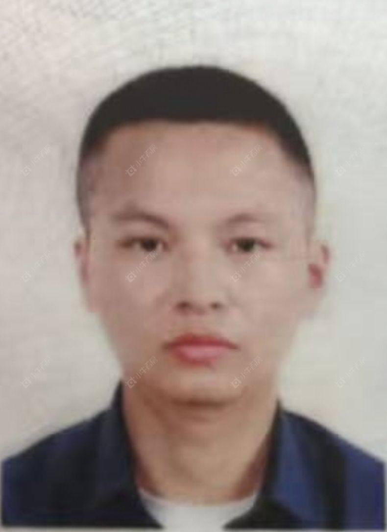 二手经纪人朱彬彬