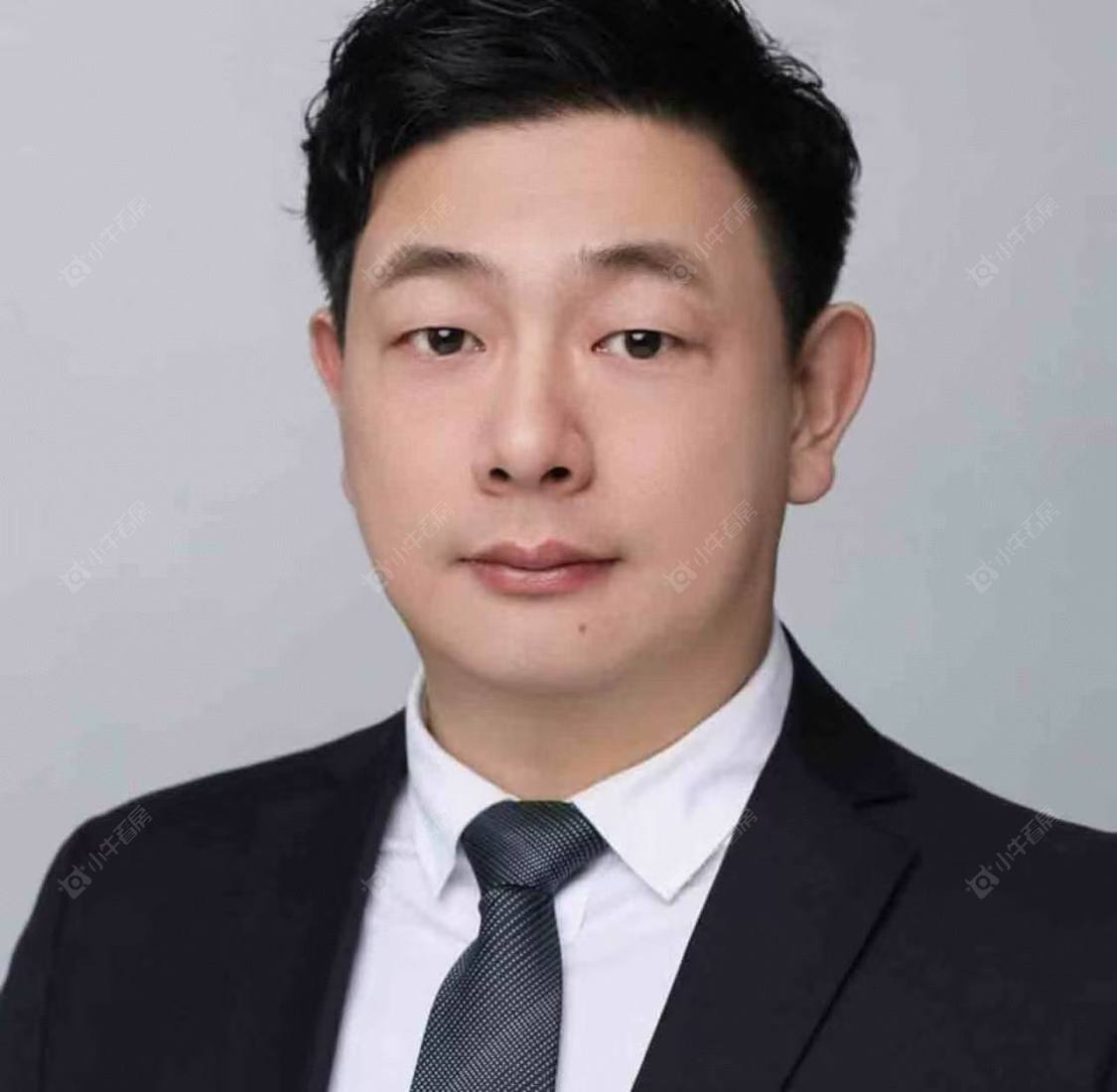 租房经纪人潘尊义