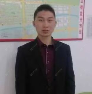 二手经纪人李平