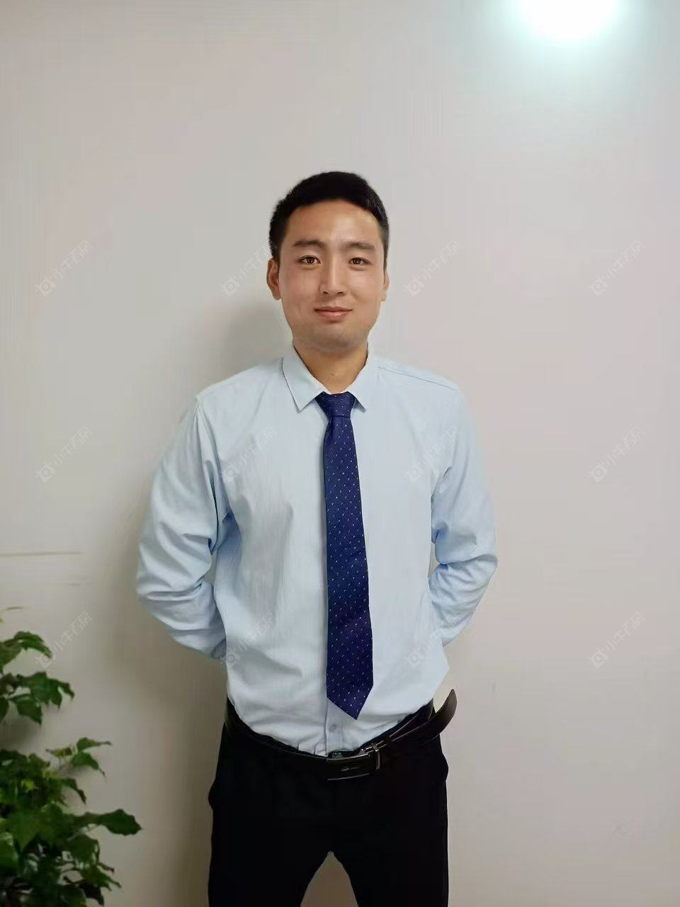 二手经纪人郭其垒