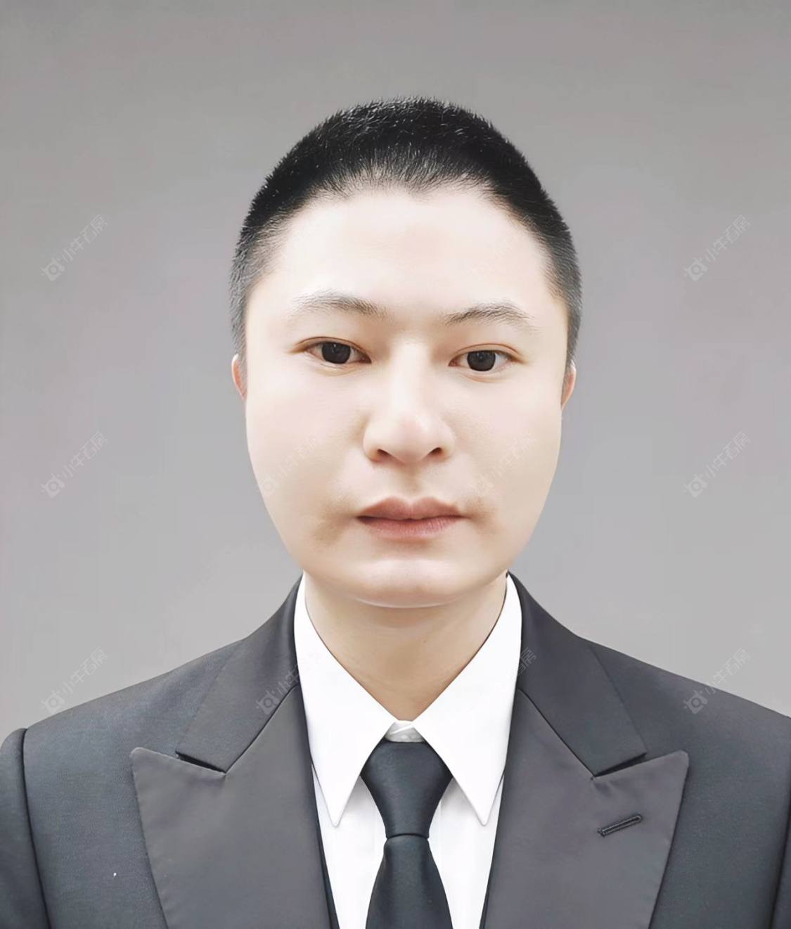 二手经纪人邓恋