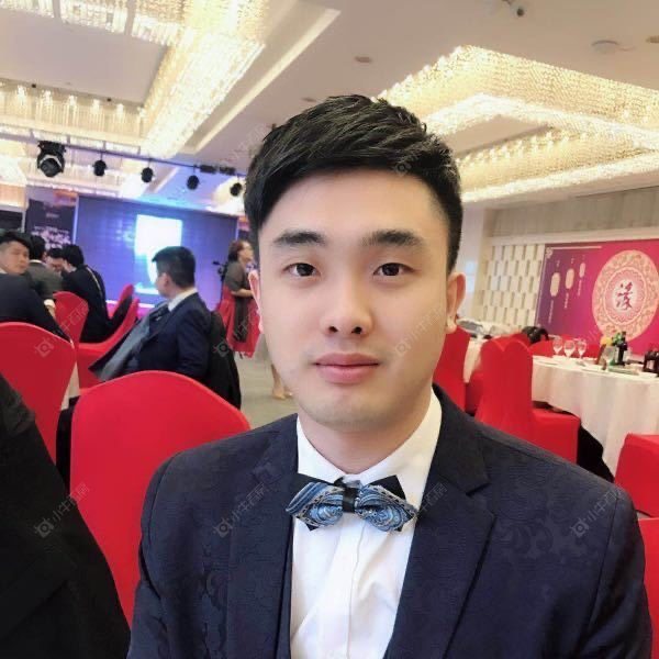 二手经纪人郑宝华