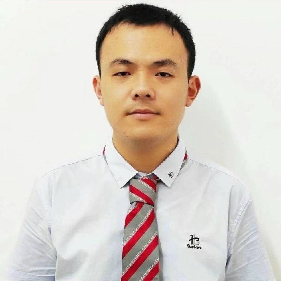 二手经纪人朱化河