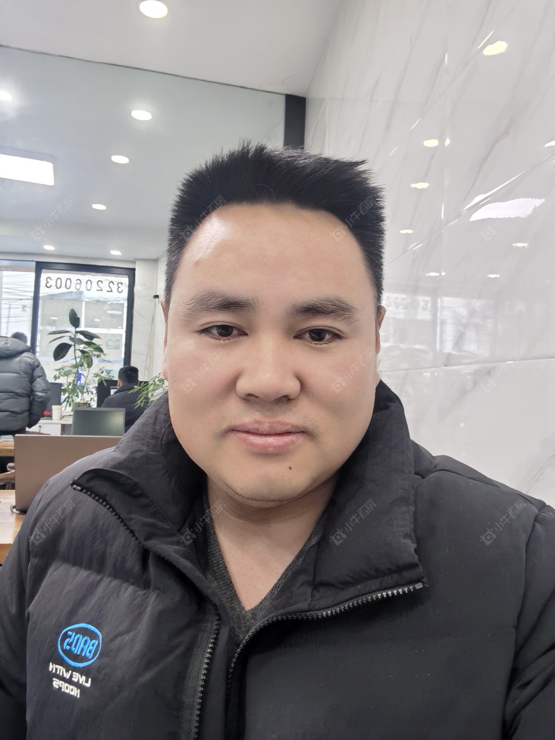 二手经纪人王远