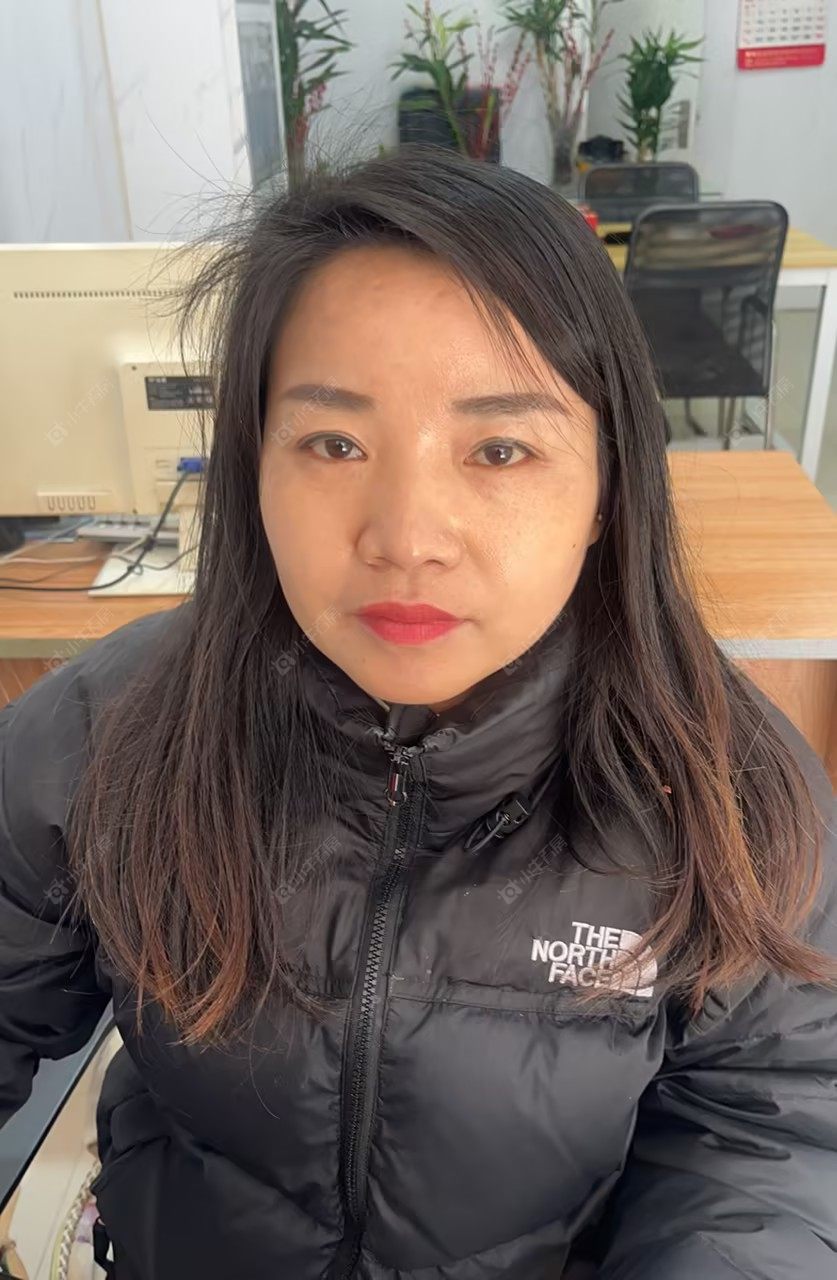 二手经纪人何银利