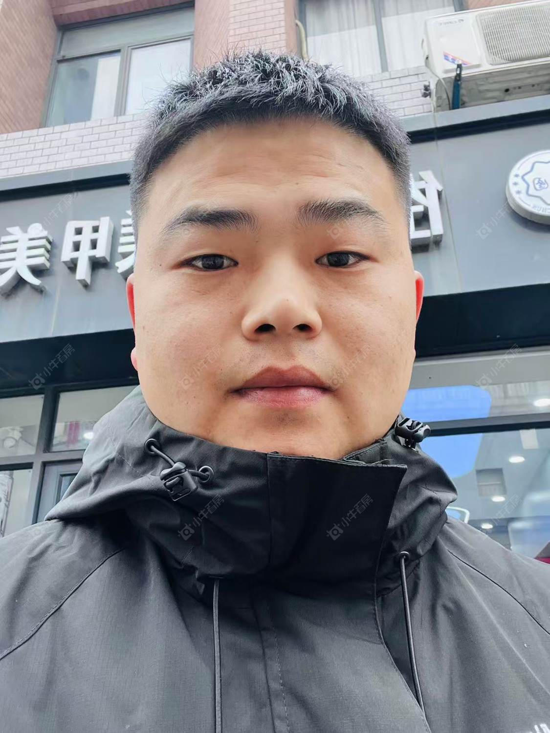 二手经纪人陈洋