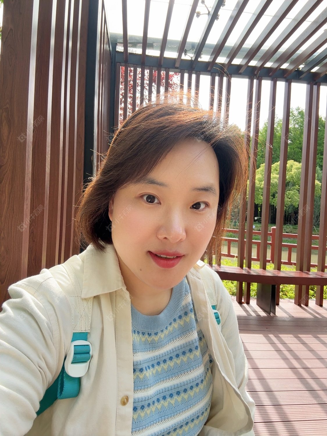 二手经纪人丁玲