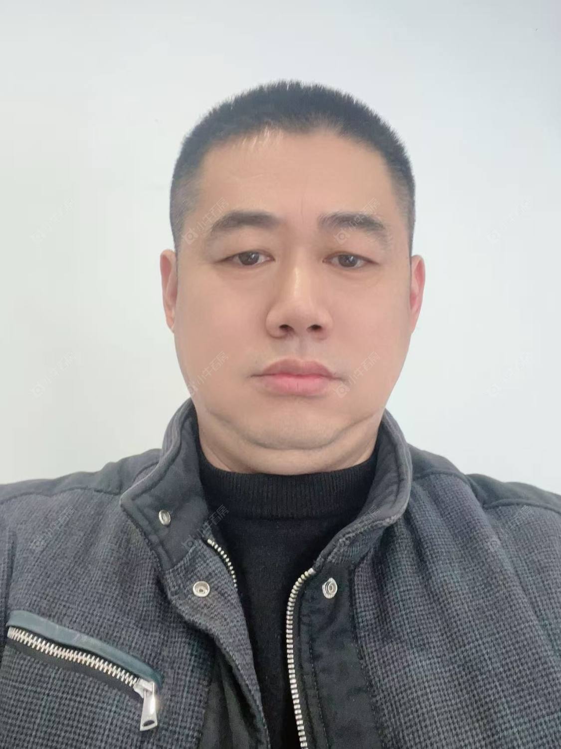 租房经纪人陈照生