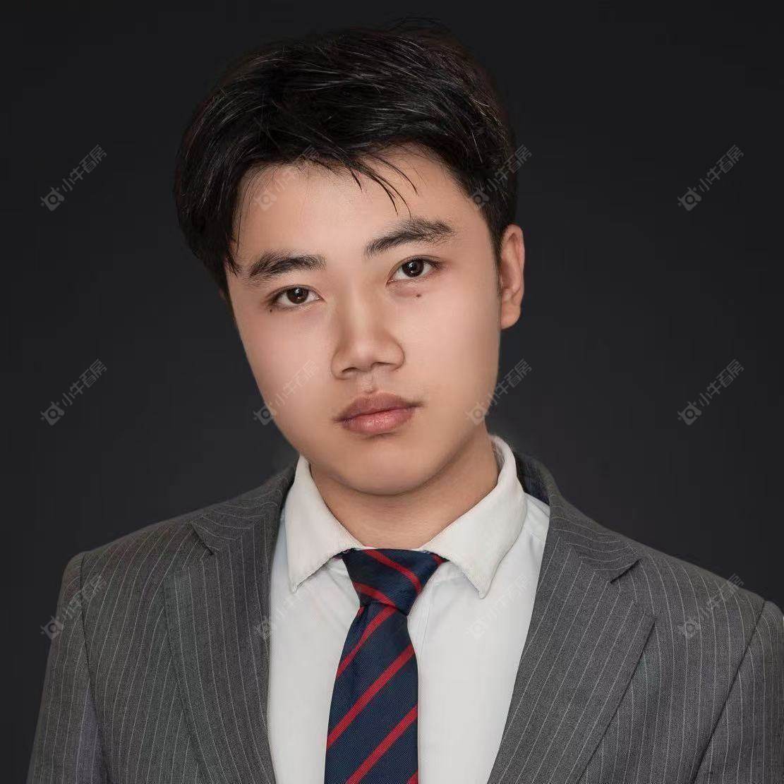 二手经纪人唐国栋