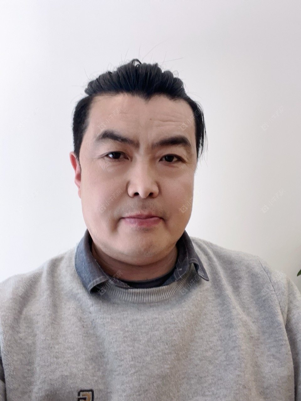 租房经纪人门跃
