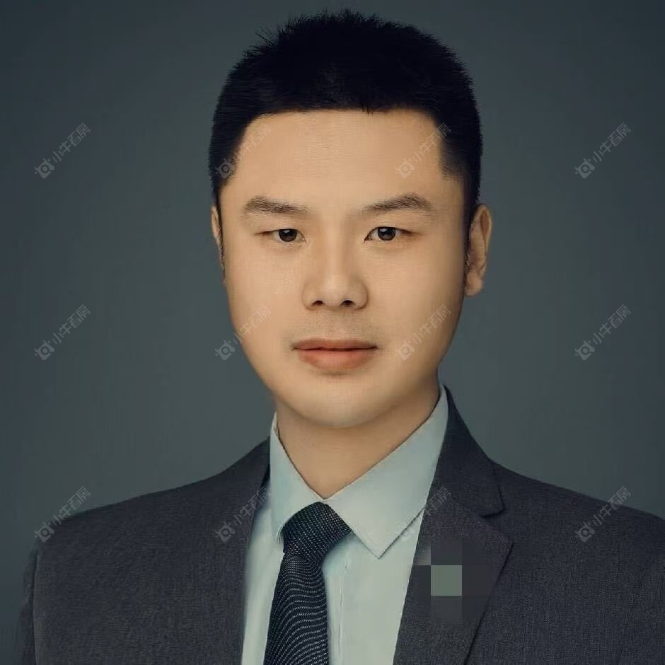 二手经纪人丁勇