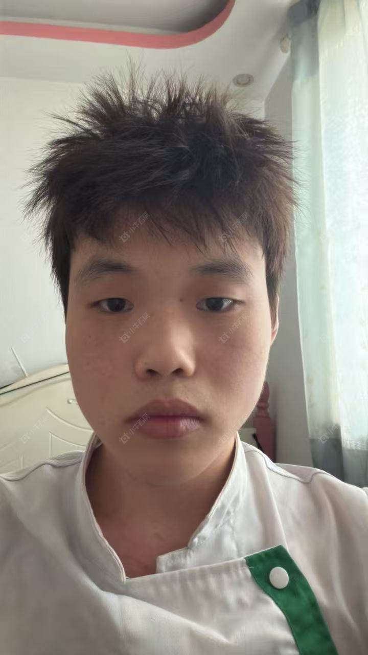 二手经纪人路宽