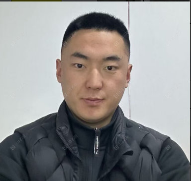 二手经纪人刘亚鹏