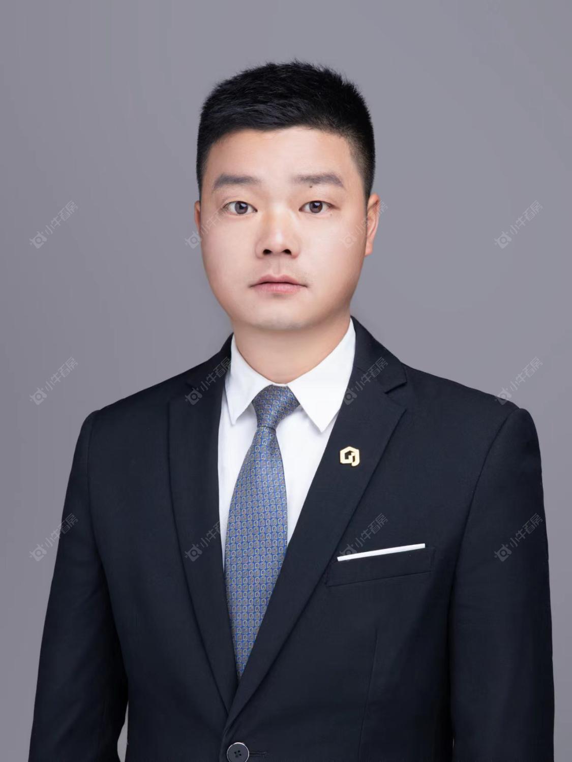 二手经纪人李艳利