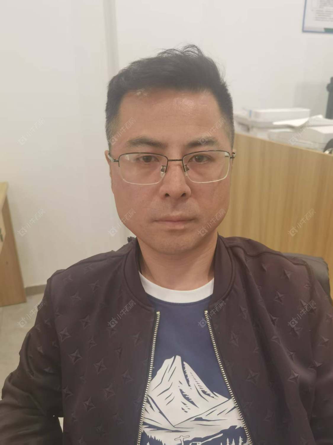 二手经纪人盛帅