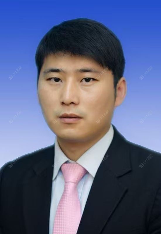 二手经纪人刘飞民