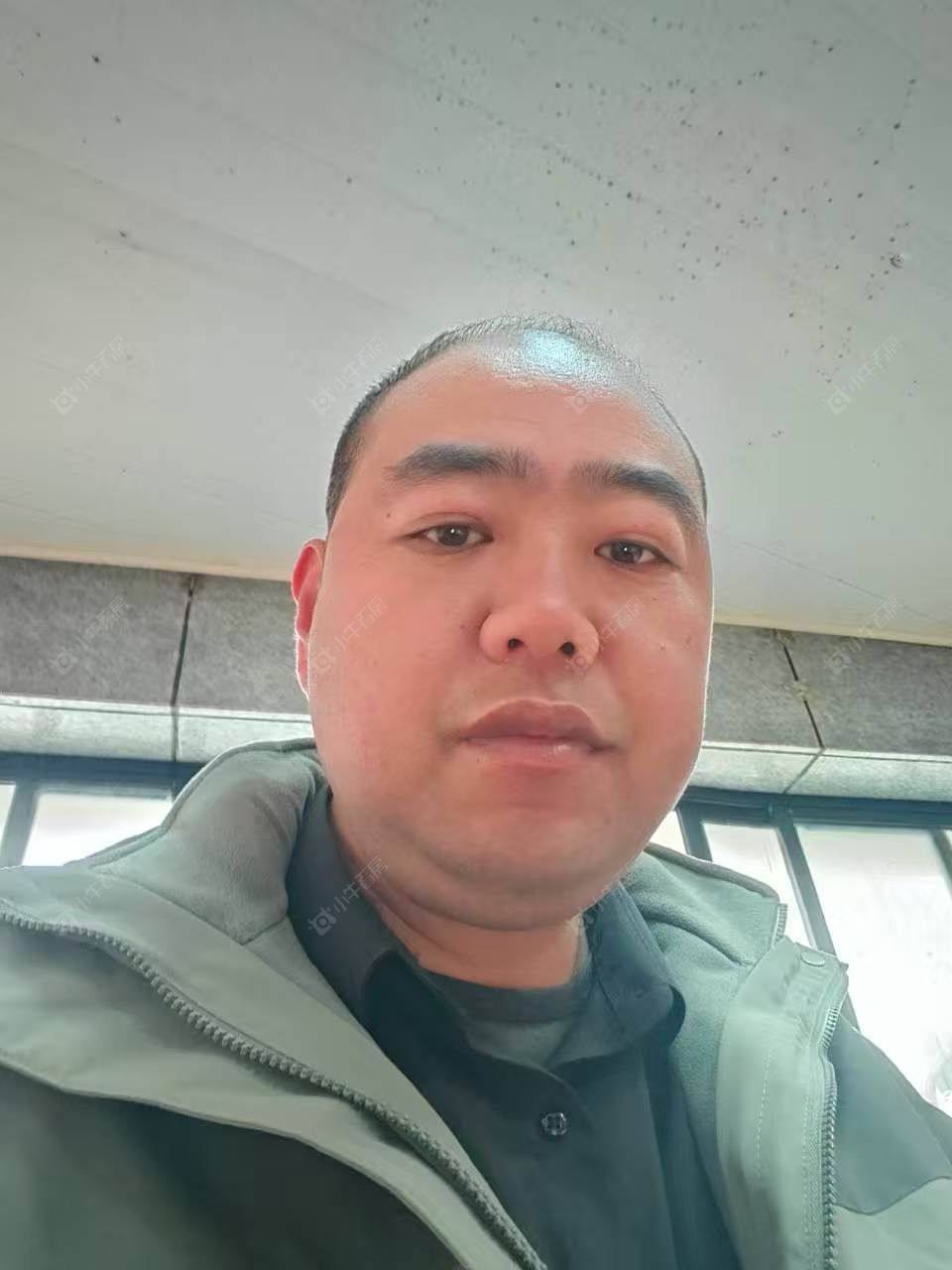 二手经纪人郭磊