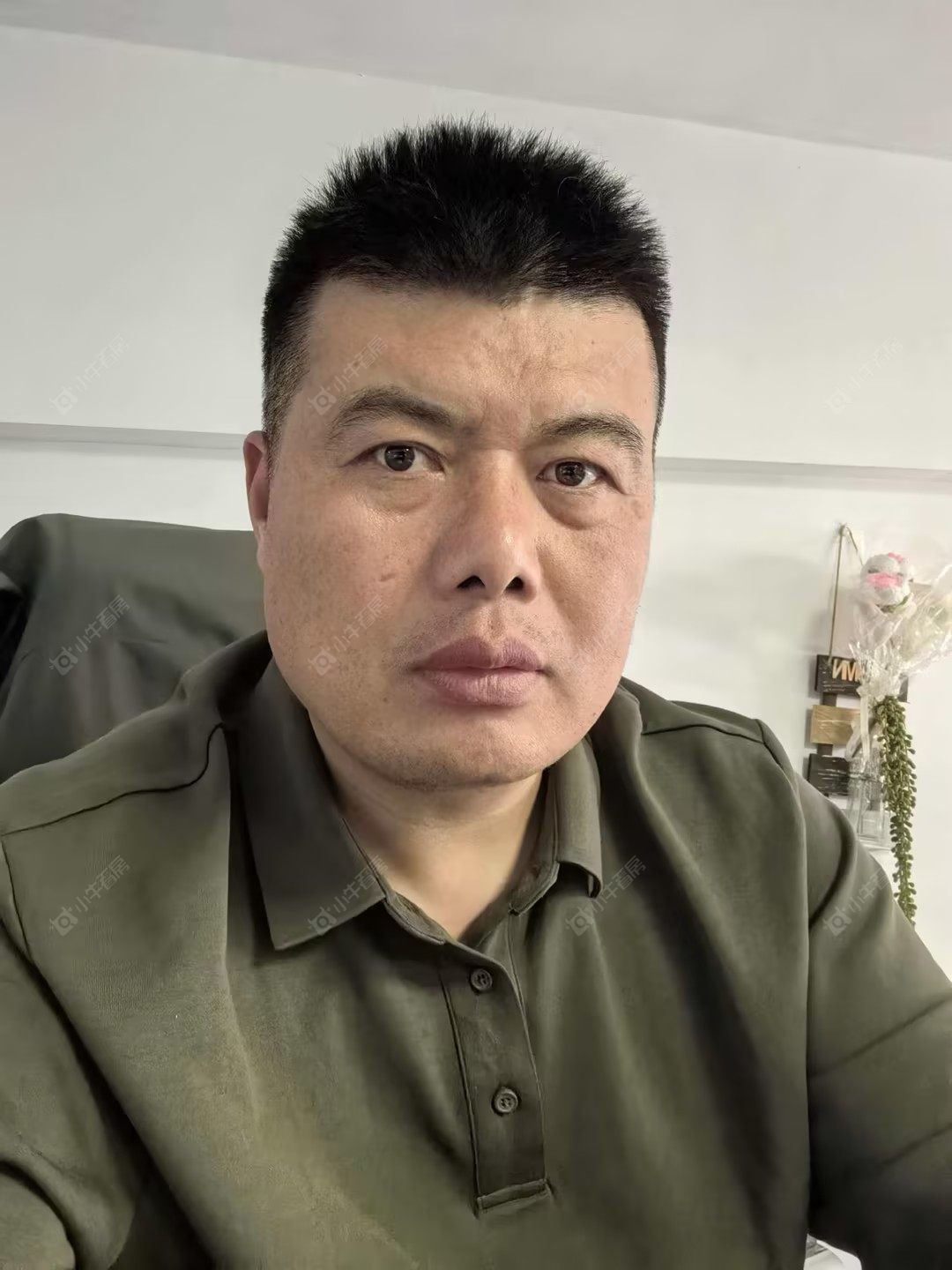 租房经纪人许其松