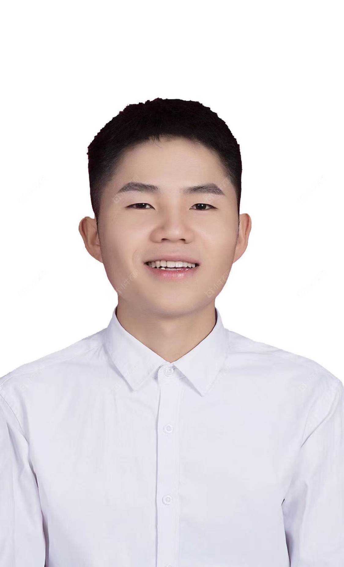 二手经纪人甘清华