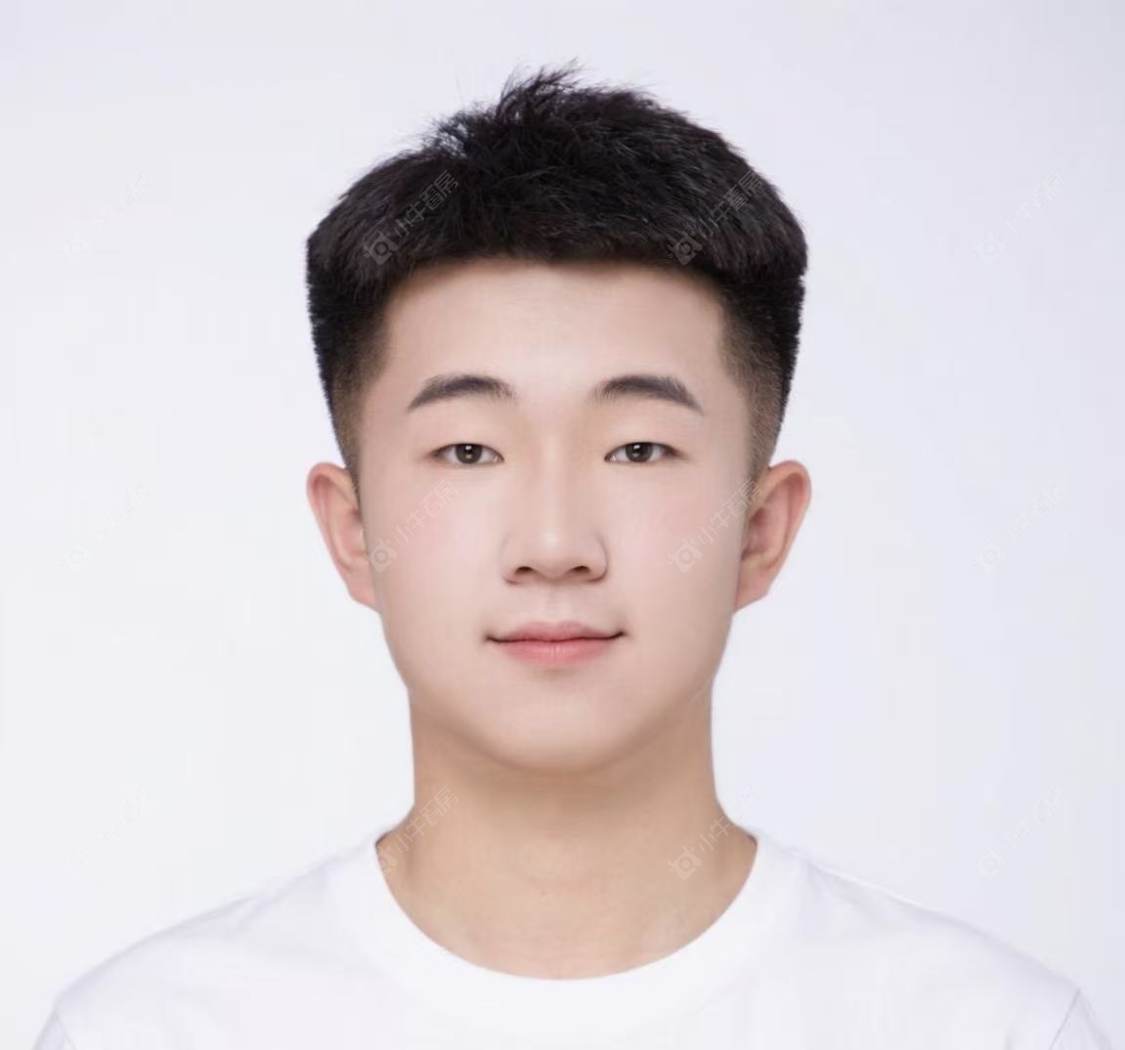 二手经纪人闫化乐